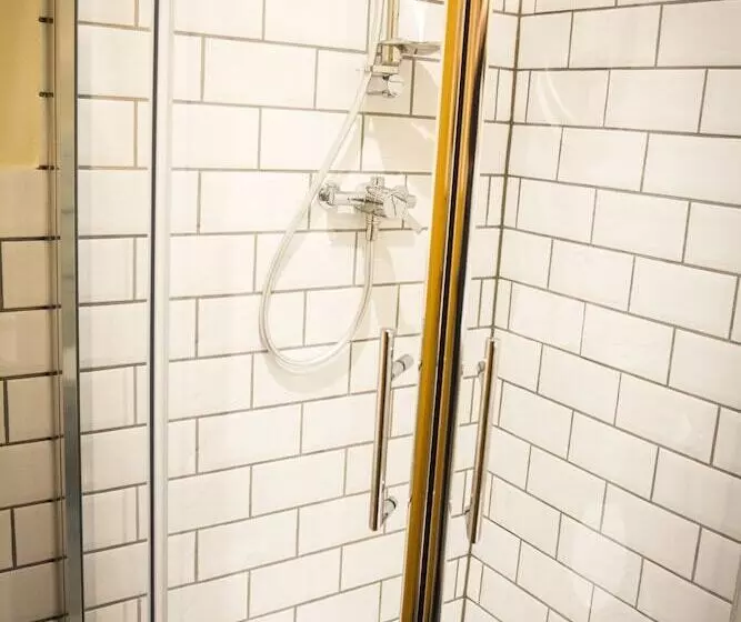 ペンション Fair Oak House Exeter Airport