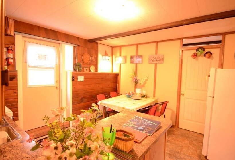 פנסיון Fairy's Garden Chalet