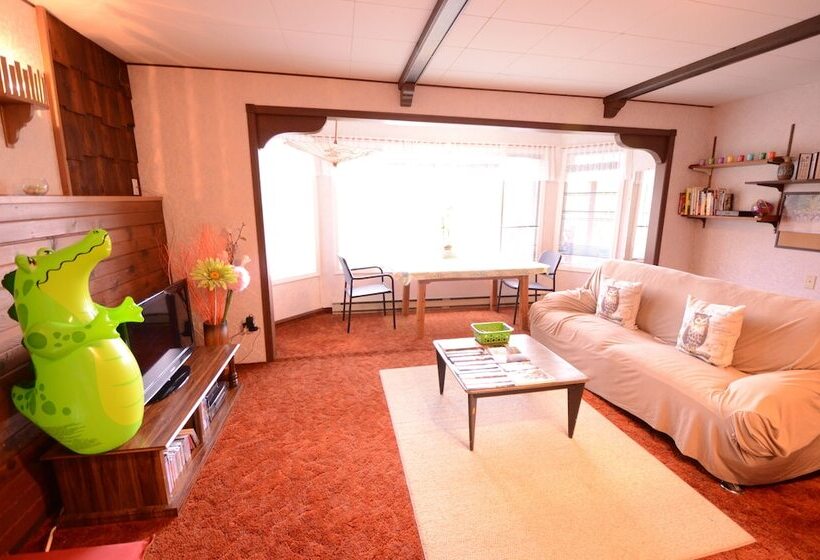 פנסיון Fairy's Garden Chalet