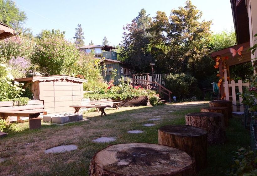 פנסיון Fairy's Garden Chalet