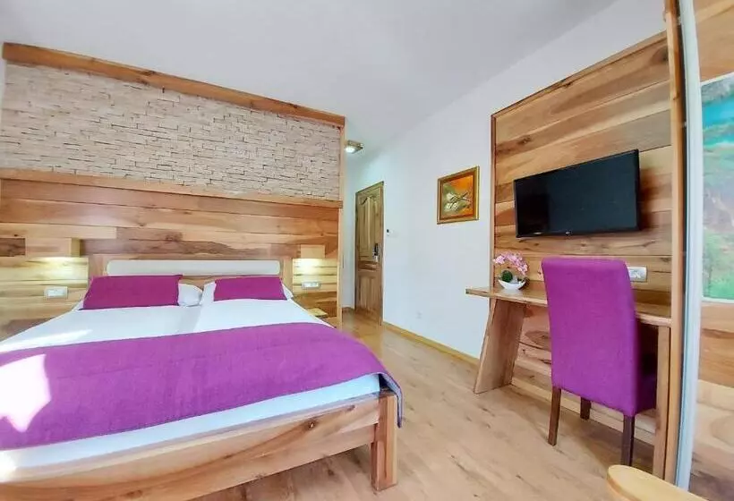 Majatalo Guest House Plitvice Villa Verde