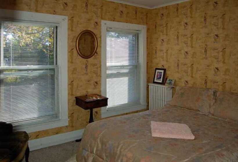 膳宿费 Sutton's Place