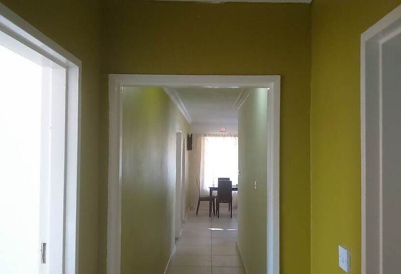 膳宿费 Wells Guest House