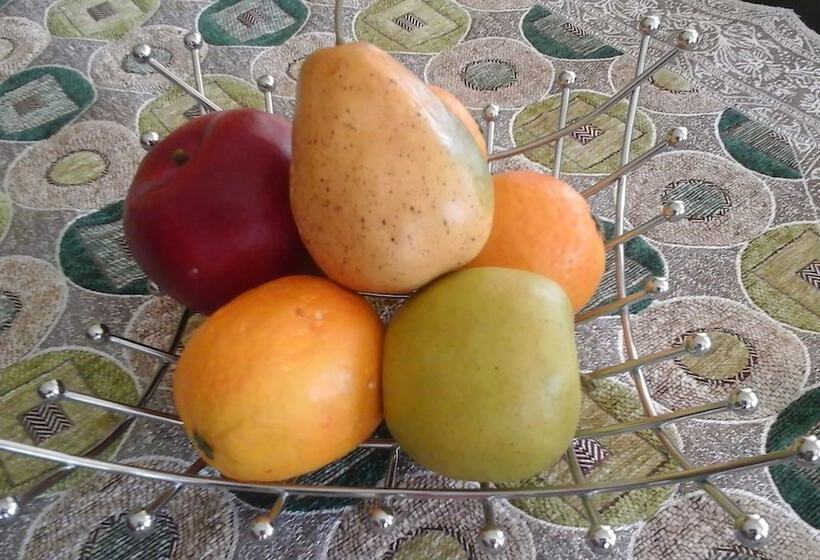 膳宿费 Wells Guest House