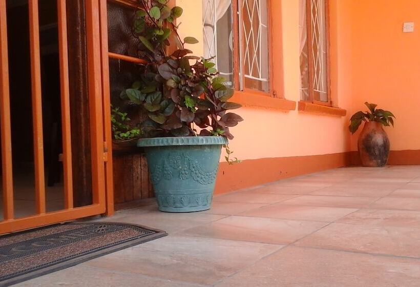 膳宿费 Wells Guest House