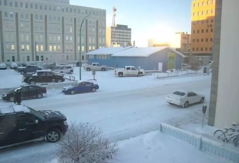 Majatalo Yellowknife Polar Suite