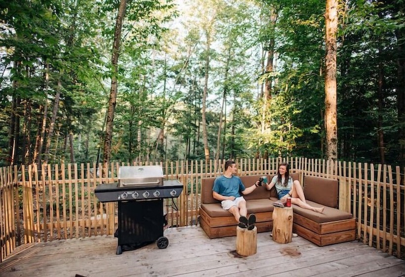 منتجع Huttopia Sutton