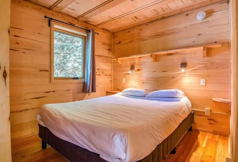 Resort Huttopia Sutton