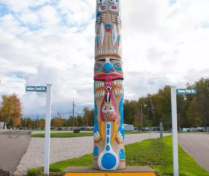 Sun Retreats Geneva On The Lake