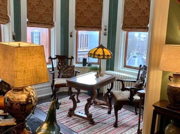 The Dolon House Bed And Breakfast