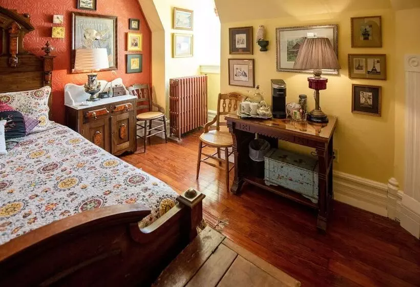 The Dolon House Bed And Breakfast