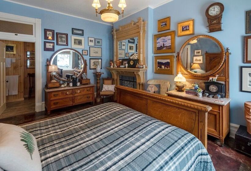 The Dolon House Bed And Breakfast