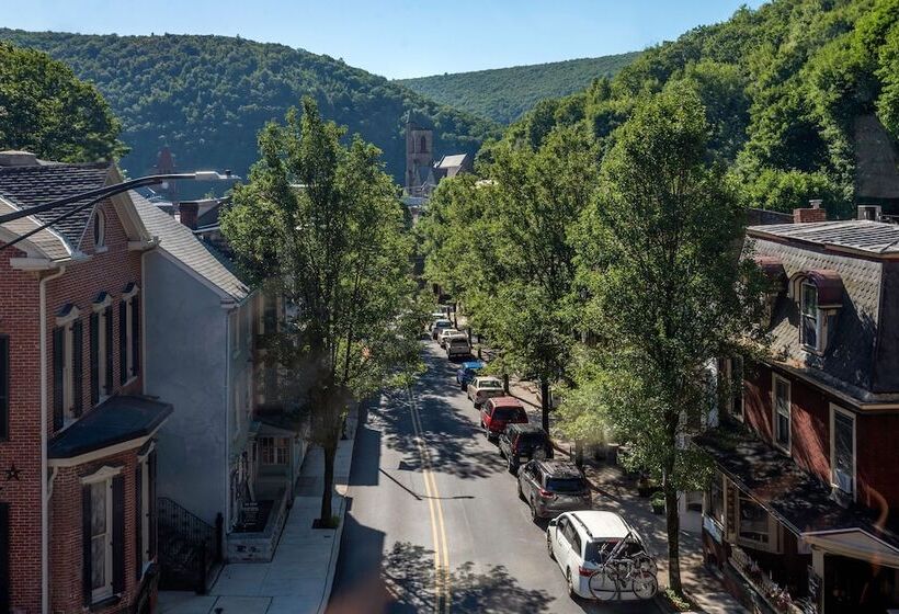 The Dolon House Bed And Breakfast