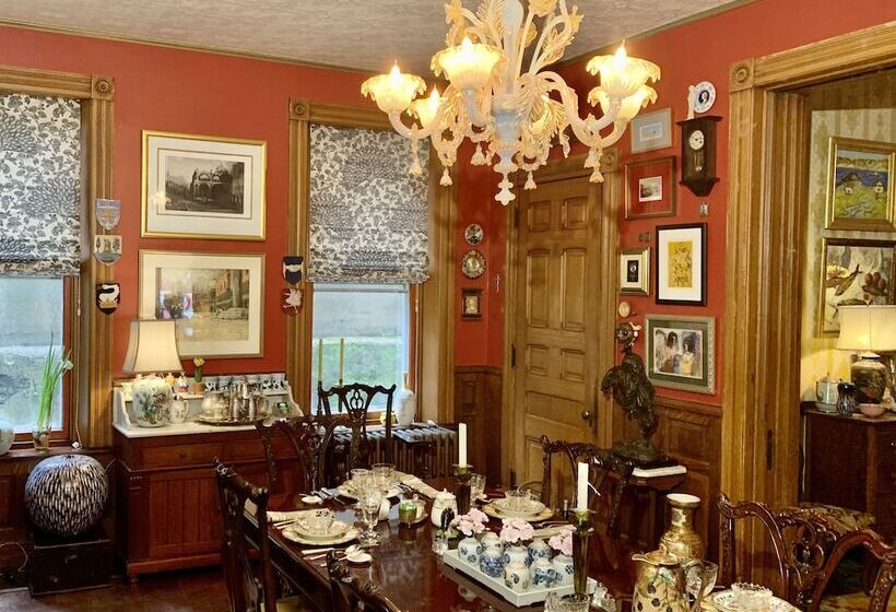 The Dolon House Bed And Breakfast