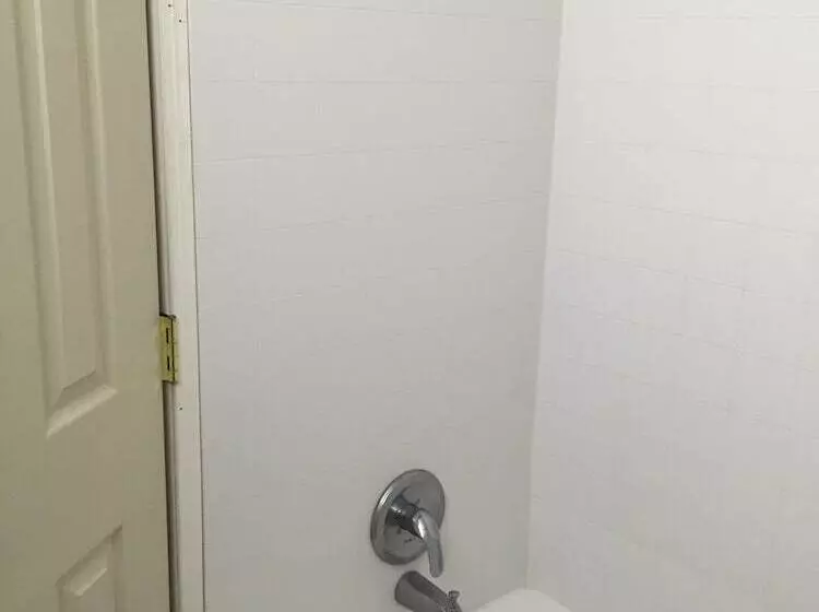 Town And Country Motel