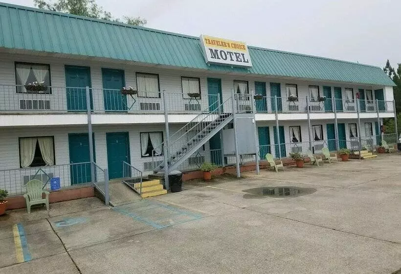 Traveler's Choice Motel