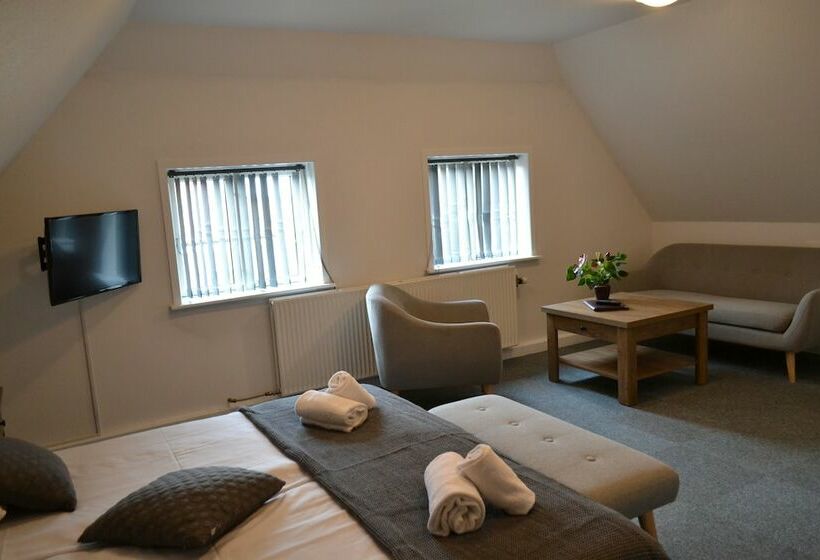 בית מלון כפרי Ballumhus