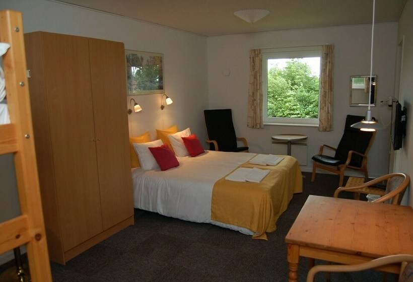 בית מלון כפרי Ballumhus