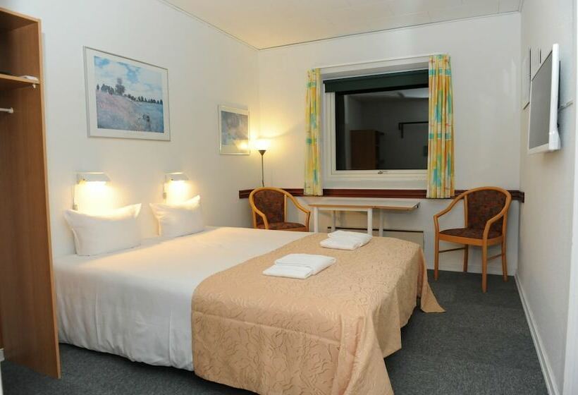 בית מלון כפרי Ballumhus