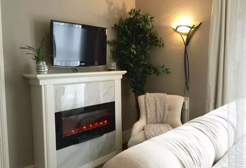 هتل Eureka Zen Cottages