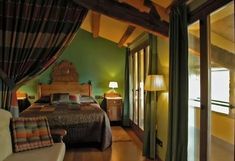 Hotelli Rural Campalans