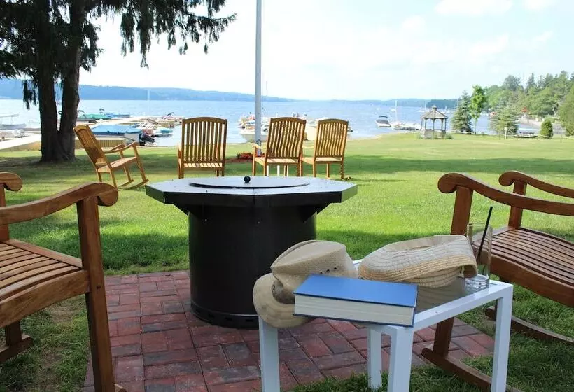 Hotelli The Brewster Inn