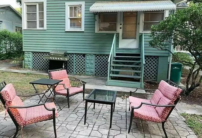 Mount Dora Cottages