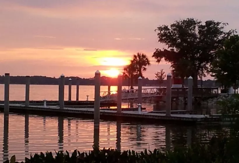 Mount Dora Cottages