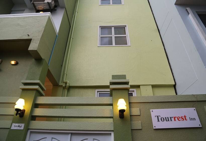 پانسیون Tour Rest Inn