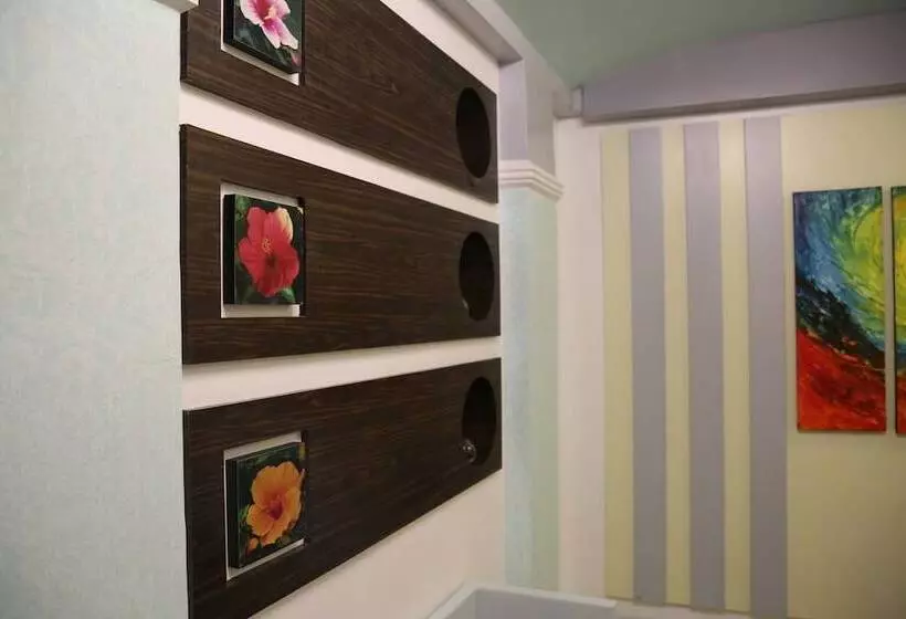پانسیون Tour Rest Inn