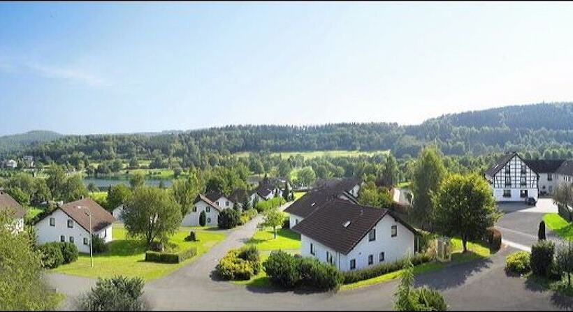 渡假胜地  Ferienpark Rursee