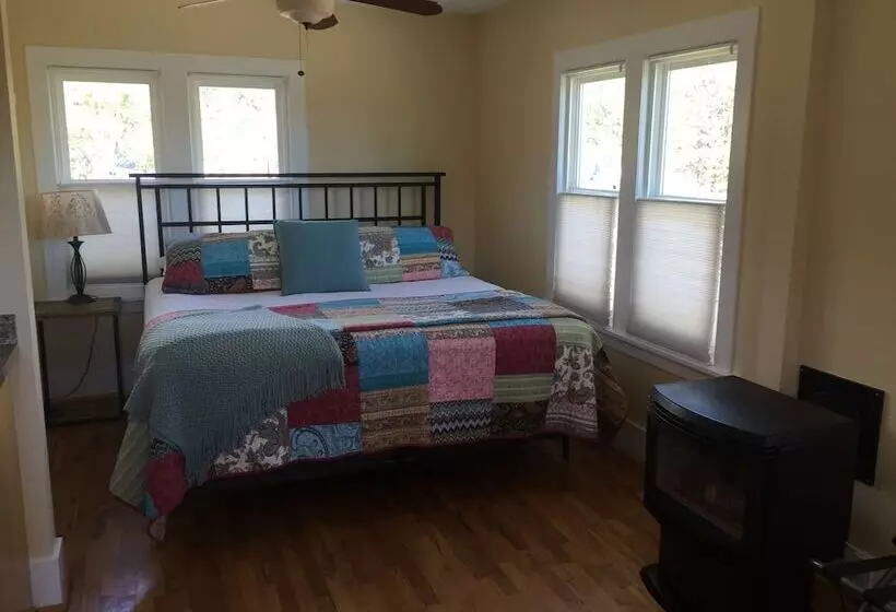リゾートホテル River Rock Cottages
