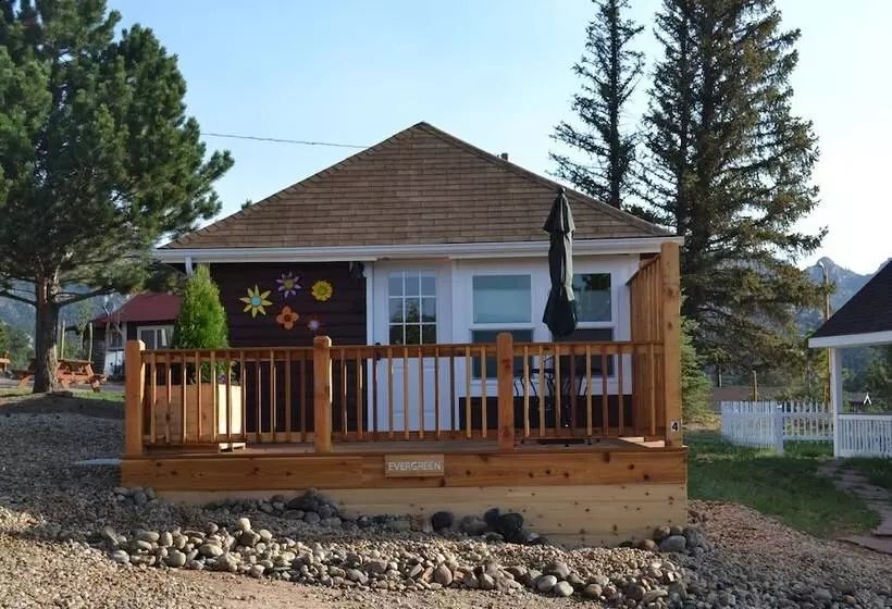 リゾートホテル River Rock Cottages