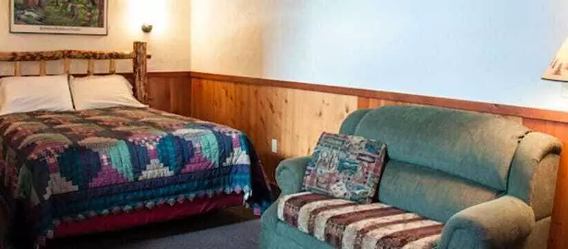 Travelers Rest Lodge