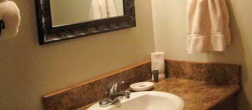 Travelers Rest Lodge