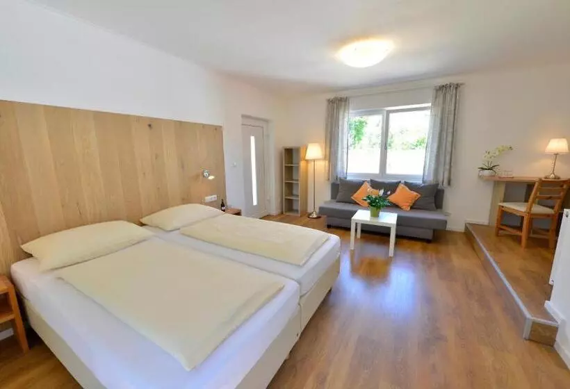 Bed and Breakfast Pension Gambrinus