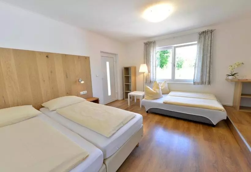 Bed and Breakfast Pension Gambrinus
