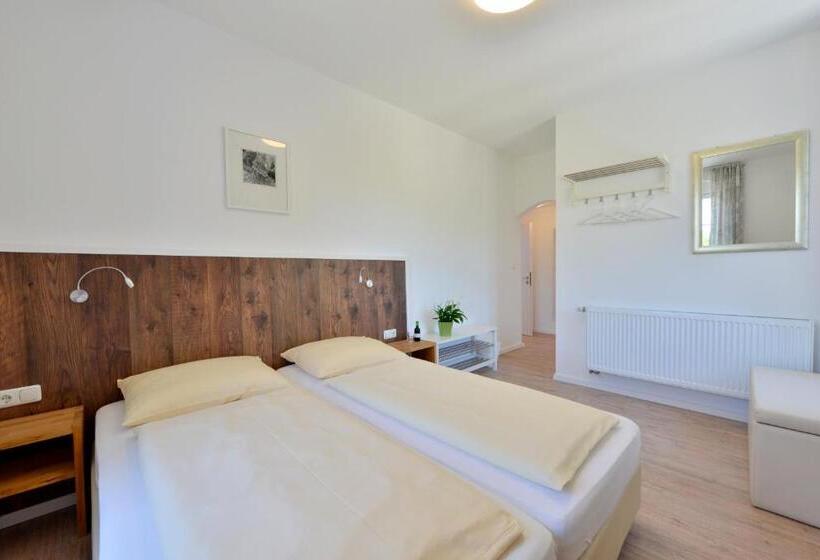 Bed and Breakfast Pension Gambrinus