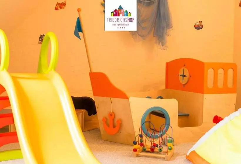Familienhotel Friedrichshof
