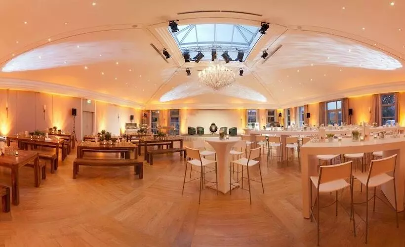 Отель Akazienhaus