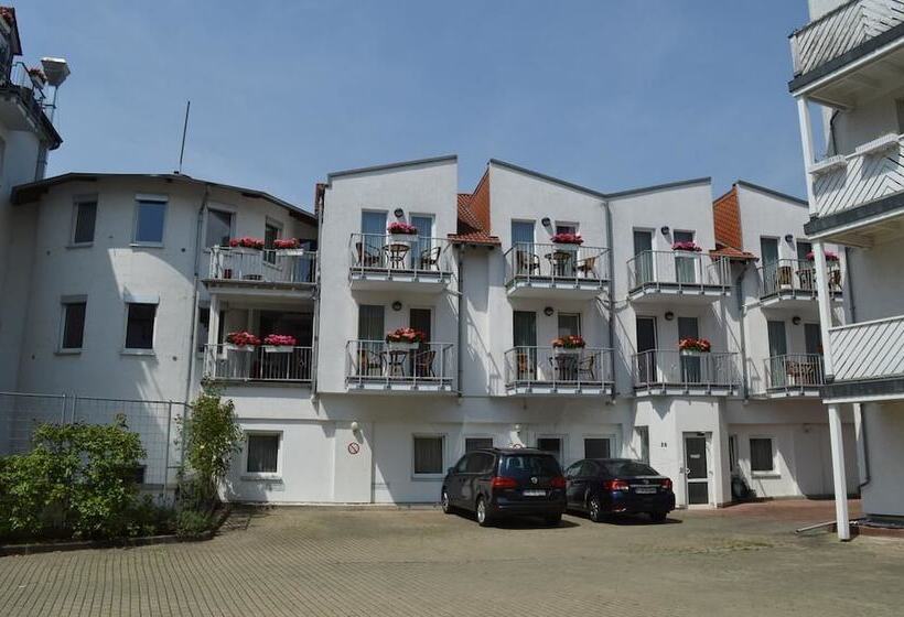 בית מלון כפרי Arosa