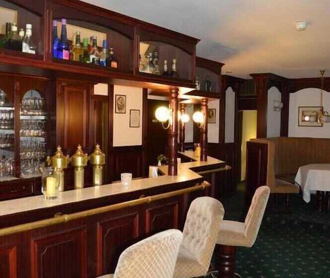 בית מלון כפרי Arosa