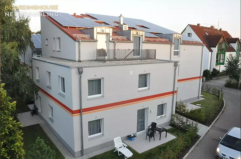 Отель Boardinghouse Neutraubling