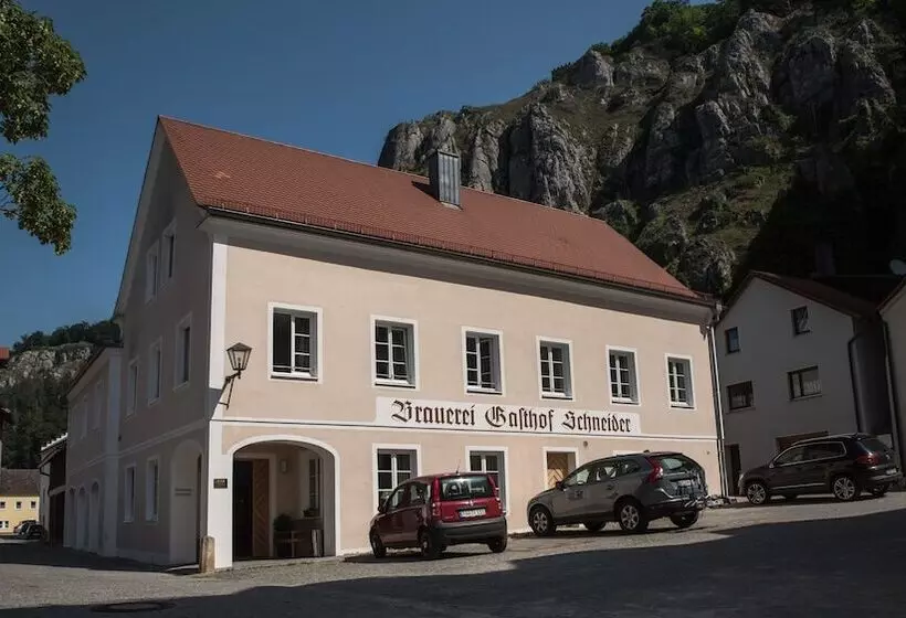 Landhotel Hotel & Brauereigasthof Schneider