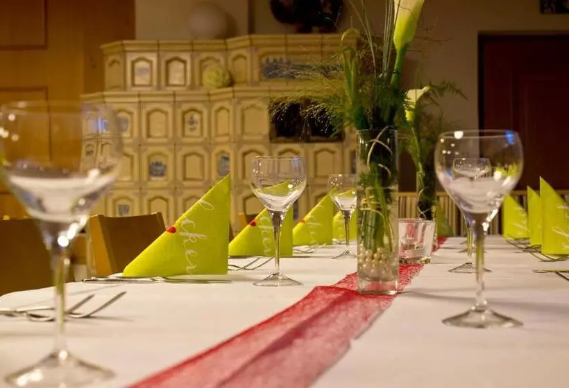 Landhotel Gasthof Zur Krone