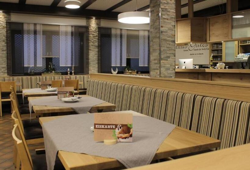 Landhotel Gasthof Zur Krone