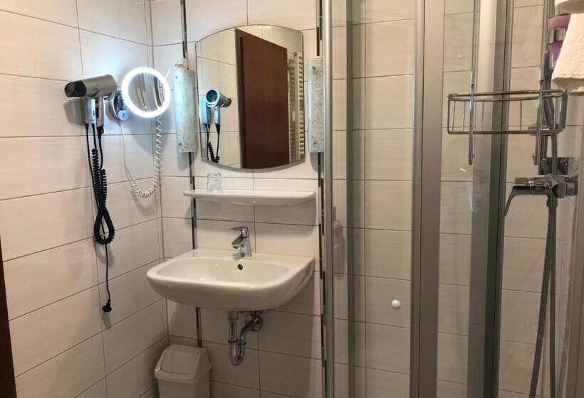 Landhotel Gasthof Zur Krone