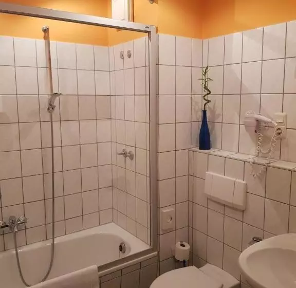 Hotel Lindenhof Frankfurt Airport