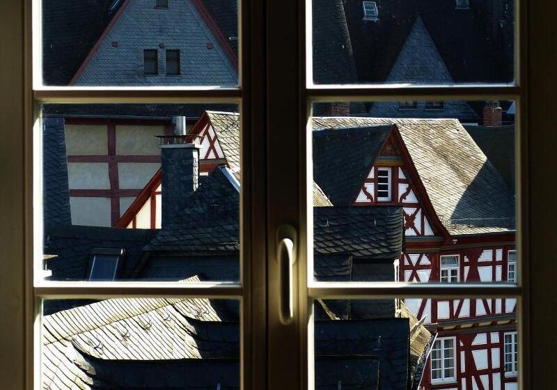 Отель Nassauer Hof