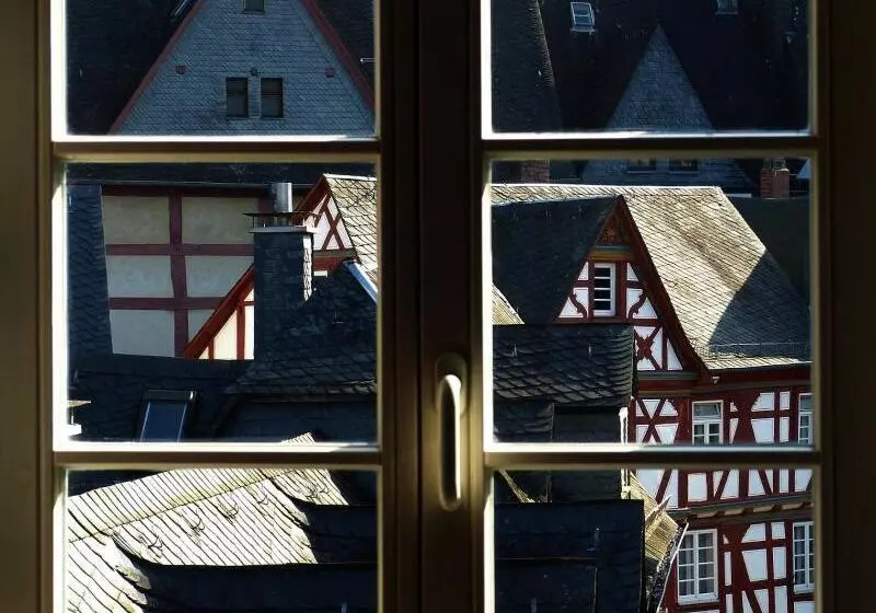 Отель Nassauer Hof